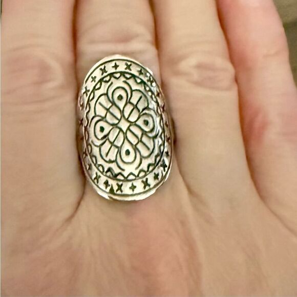 Solid Sterling Silver Bohemian Floral Dome Shield Ring New - Picture 1 of 5